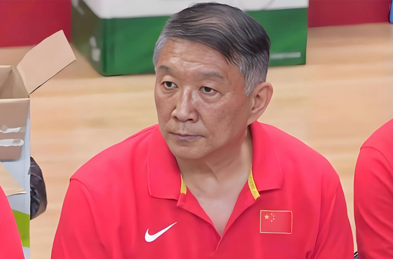 世界杯手机官网app下载-退步太大！女篮顶级锋线球员，首发打了8分钟，被宫鲁鸣弃用